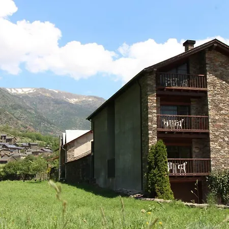 Rural L'hortal Апартаменты Areu